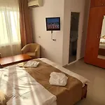 Hotel Top Central Hotel 2*