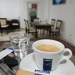 Hotel Top Central 2*