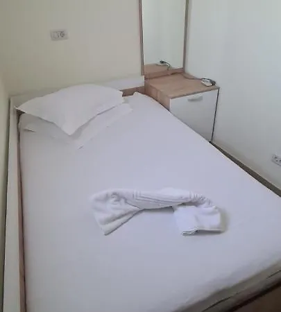 מלון Hotel Top Central