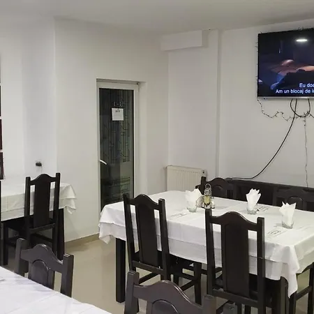 מלון Hotel Top Central 2*