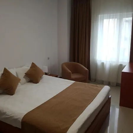 Отель Hotel Top Central