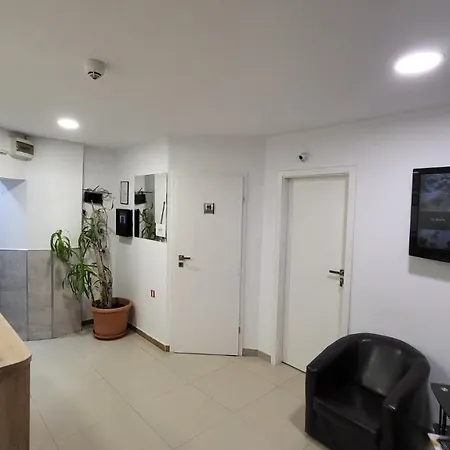 Hotel Top Central Отель Бухарест