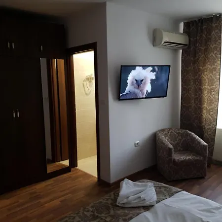 Hotel Top Central Отель Бухарест